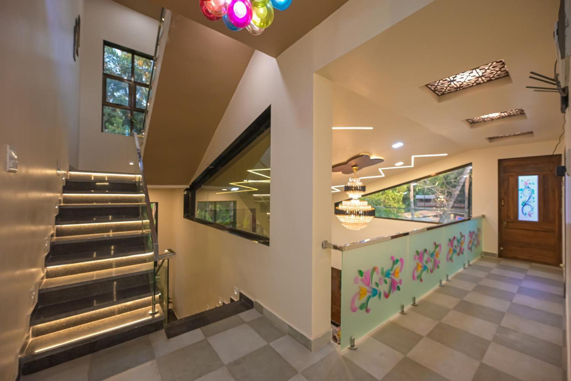 Seas The Day Luxurious 5Bhk Villa 2Min From Awas Beach With Huge Private Pool 알리바그 외부 사진